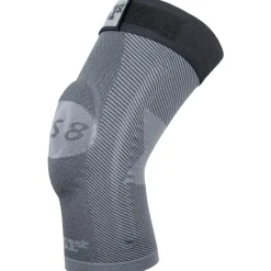 KS8 KNEE SLEEVE KNÄSKYDD
