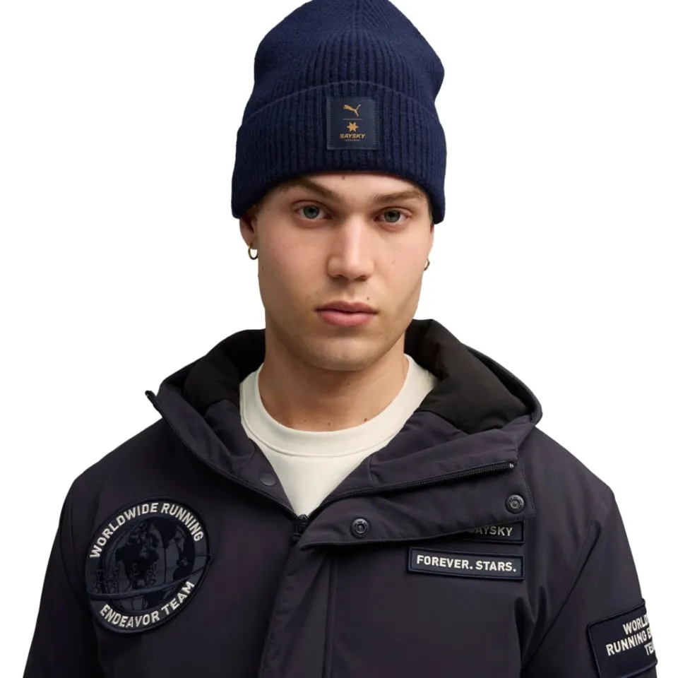 PUMA X SAYSKY MERINO MID CROWN BEANIE MÖSSA