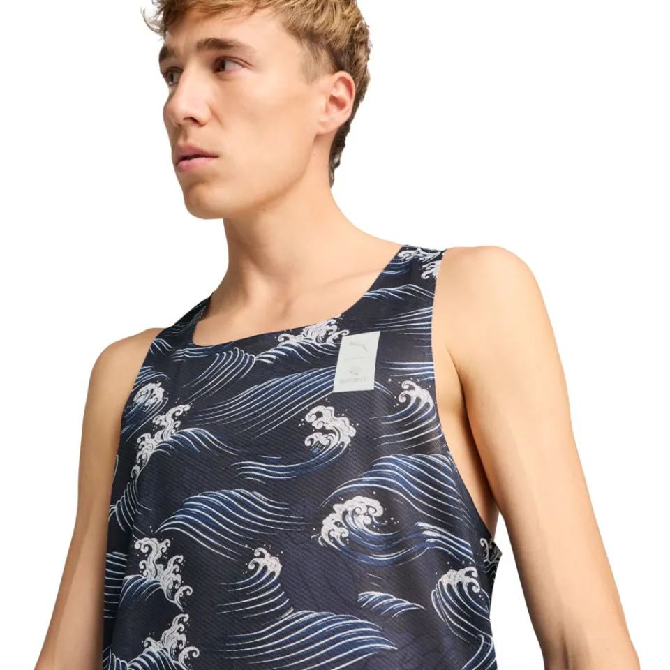 PUMA X SAYSKY SINGLET AOP LÖPARLINNE